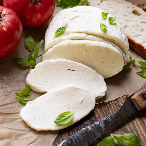 طرز تهیه پنیر خانگی با ماست