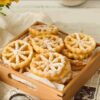 طرز تهیه شیرینی پنجره ای با پیمانه لیوان