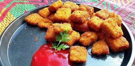 ناگت مرغ خانگی با نان تست